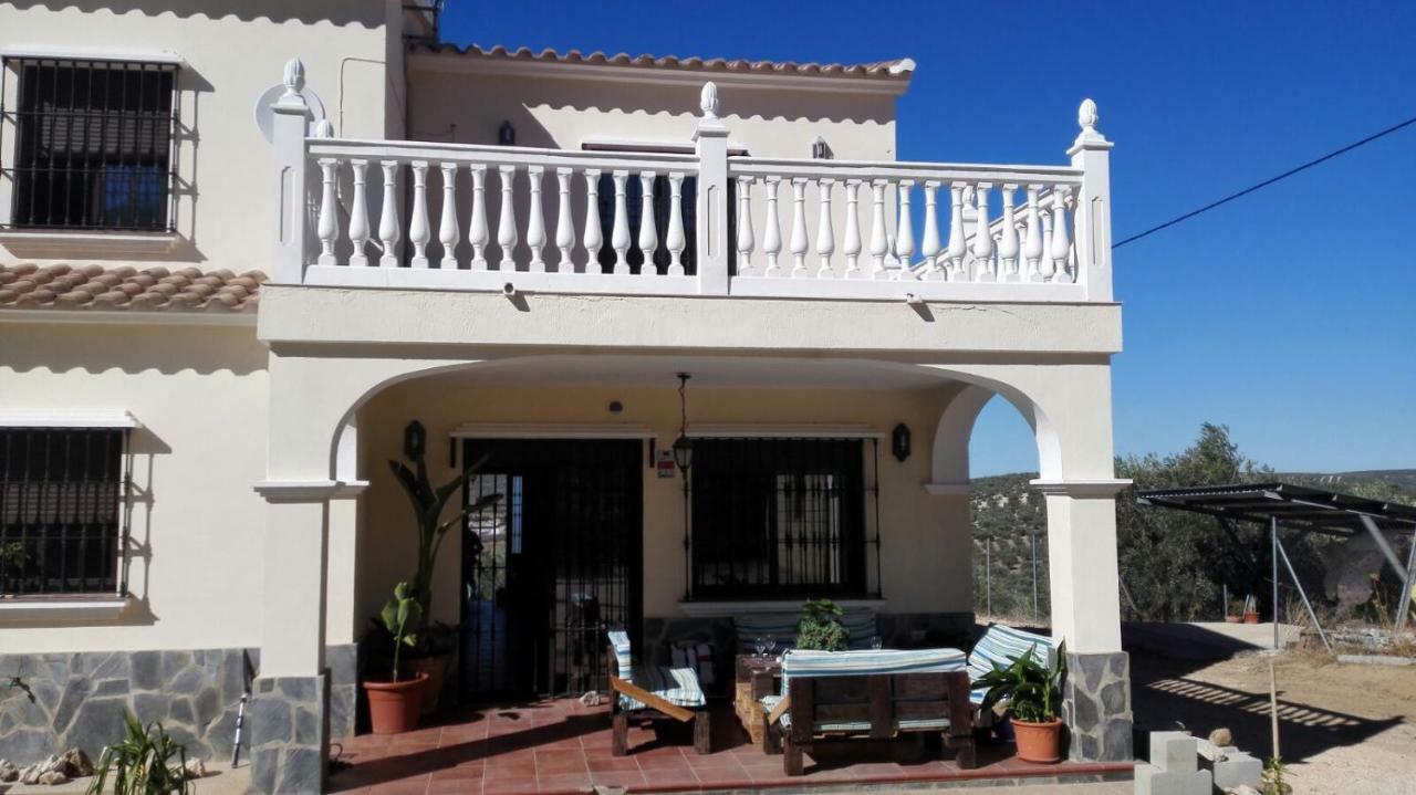 Villa En Lo Alto Del Monte บิยานูเอวาเดลตราบูโก ภายนอก รูปภาพ